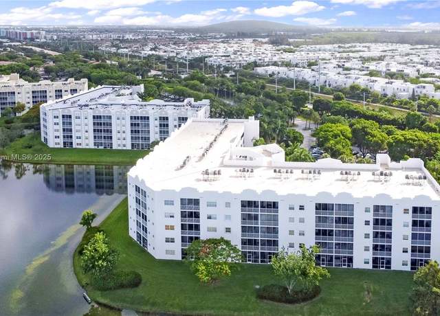 Property at 10750 NW 66th St #413, Doral, FL 33178, 3 beds, 2 baths