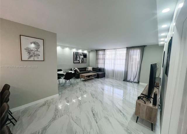 Property at 3725 S Ocean Dr #425, Hollywood, FL 33019, 1 bed, 1 bath