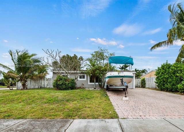 Property at 5801 NE 3rd Ave, Oakland Park, FL 33334, 3 beds, 2 baths