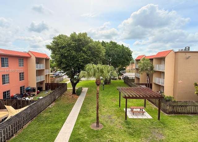 Property at 5112 NW 79th Ave #305, Doral, FL 33166, 2 beds, 2 baths