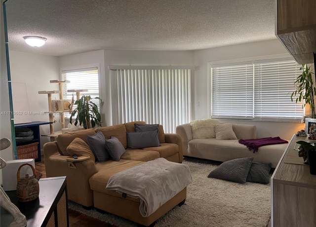 Property at 2278 SE 27th Dr Unit 201-G, Homestead, FL 33035, 2 beds, 2 baths