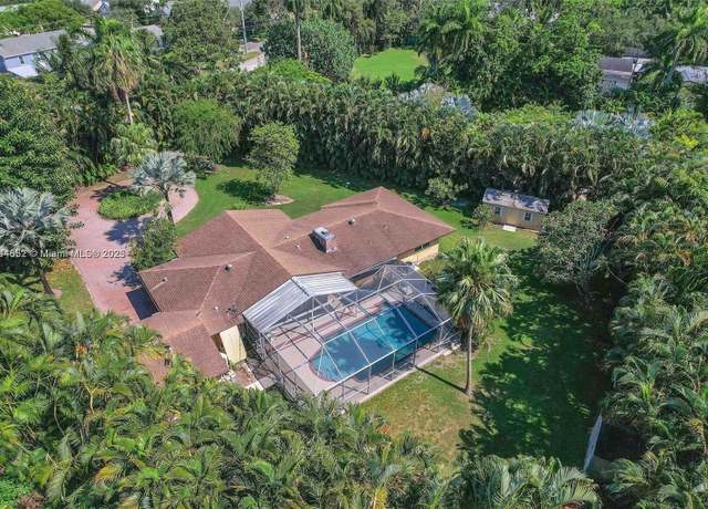 Property at 4851 SW 106th Ave, Davie, FL 33328, 3 beds, 2 baths