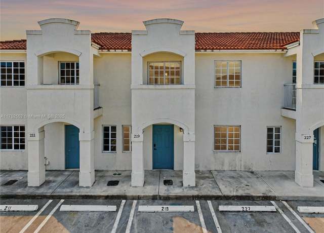 Property at 219 SW 6th Ln, Florida City, FL 33034, 3 beds, 2 baths