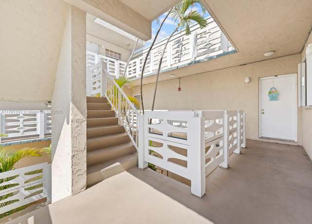 Property at 21121 SW 85th Ave #202, Cutler Bay, FL 33189, 2 beds, 2 baths
