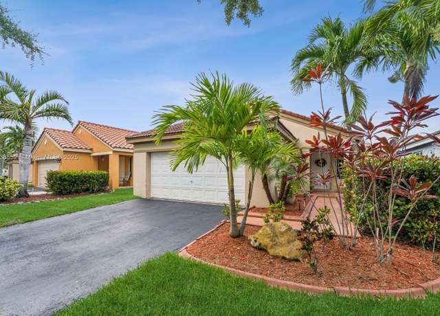 Property at 1368 Presidio Dr, Weston, FL 33327, 3 beds, 2 baths