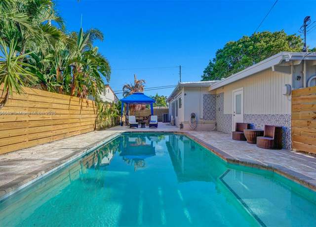 Property at 1800 N Victoria Park Rd, Fort Lauderdale, FL 33305, 4 beds, 3 baths