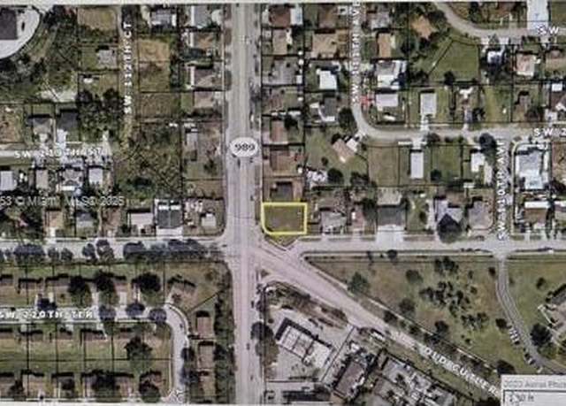 Property at 21995 SW 112 Ave, Miami, FL 33170