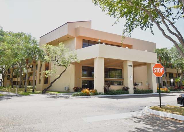 Property at 8592 W Sunrise Blvd #303, Plantation, FL 33322, 2 beds, 2 baths