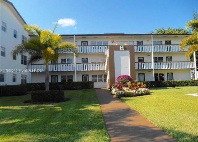 Property at 310 Mansfield H #310, Boca Raton, FL 33434, 1 bed, 1.5 baths