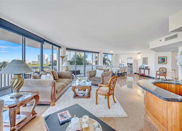 Property at 2000 Island Blvd #806, Aventura, FL 33160, 4 beds, 4.5 baths