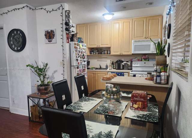 Property at 110 SE 2nd St #210, Hallandale Beach, FL 33009, 2 beds, 1 bath