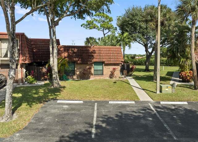 Property at 8032 Boca Rio Dr #8032, Boca Raton, FL 33433, 2 beds, 2 baths