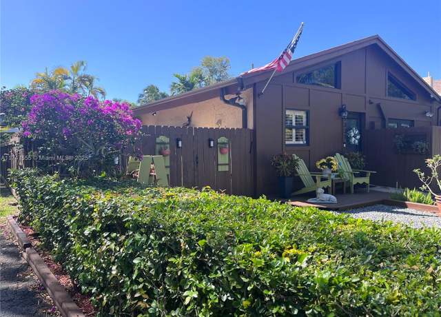 Property at 11331 SW 114th Cir Ter #11331, Miami, FL 33176, 2 beds, 2 baths