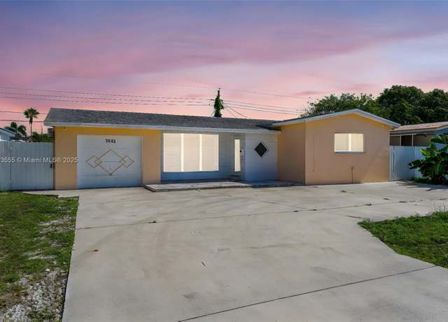 Property at 7601 Harbour Blvd, Miramar, FL 33023, 3 beds, 2 baths