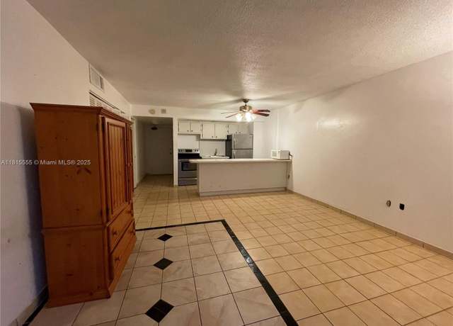 Property at 401 Ocean Dr #219, Miami Beach, FL 33139, 1 bath