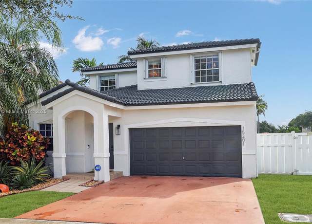 Property at 15201 SW 46th Ct, Miramar, FL 33027, 3 beds, 2.5 baths