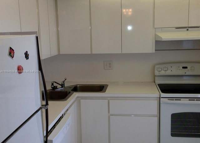 Property at 6070 NW 64th Ave #307, Tamarac, FL 33319, 1 bed, 1 bath