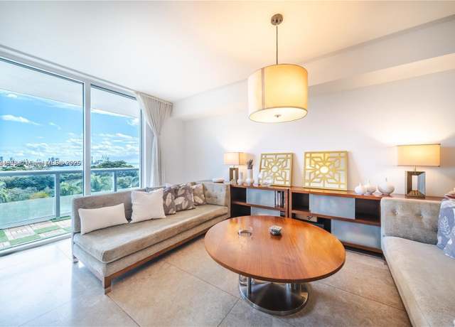 Property at 50 Biscayne Blvd #602, Miami, FL 33132, 2 beds, 1 bath