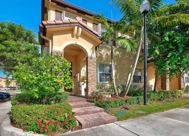 Property at 9125 SW 227th St, Cutler Bay, FL 33190, 2 beds, 2.5 baths