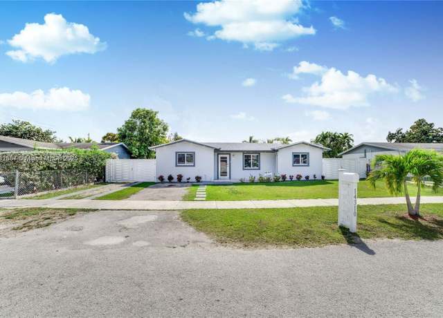 Property at 14310 SW 289th St, Homestead, FL 33033, 4 beds, 2 baths