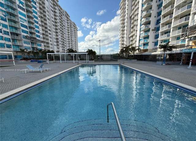 Property at 18031 Biscayne Blvd Ph 03, Aventura, FL 33160, 1 bed, 1.5 baths
