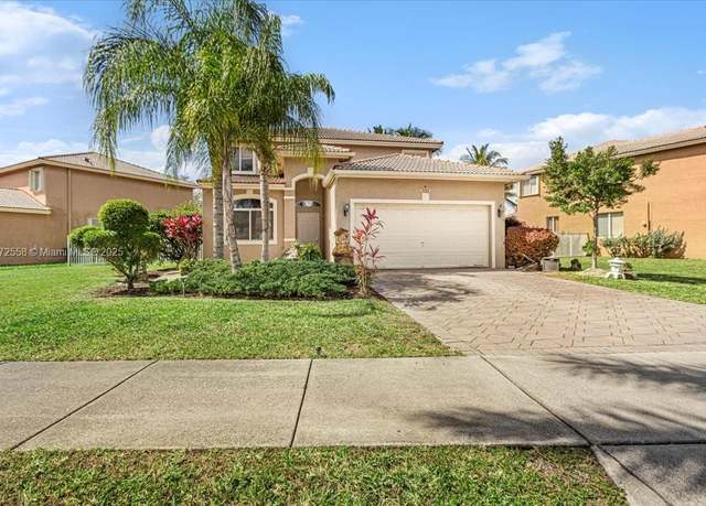 Property at 3745 Woodfield Ct, Coconut Creek, FL 33073, 4 beds, 3 baths