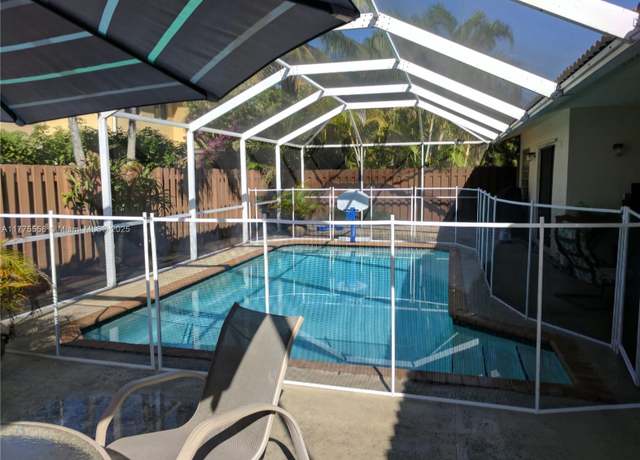 Property at 10420 SW 160th Ct, Miami, FL 33196, 3 beds, 2 baths