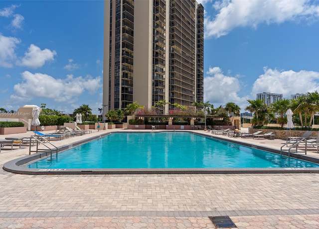 Property at 20301 W Country Club Dr #728, Aventura, FL 33180, 2 beds, 2 baths