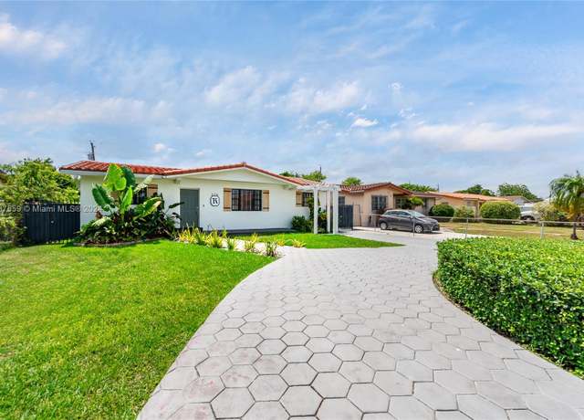 Property at 226 SW 104th Ct, Sweetwater, FL 33174, 3 beds, 2 baths
