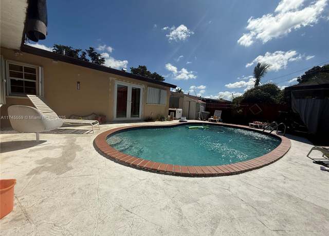 Property at 7590 W 14th Ave, Hialeah, FL 33014, 3 beds, 2 baths