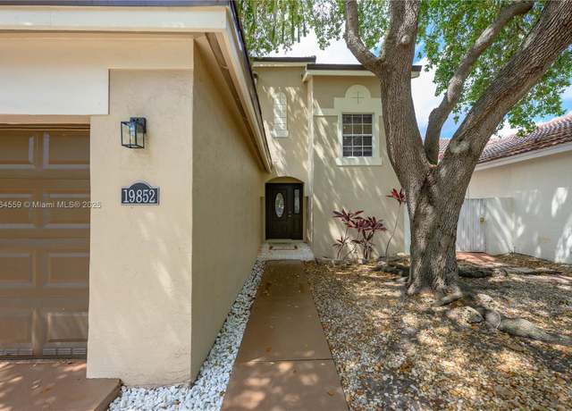 Property at 19852 NW 88th Ave, Hialeah, FL 33018, 4 beds, 2.5 baths