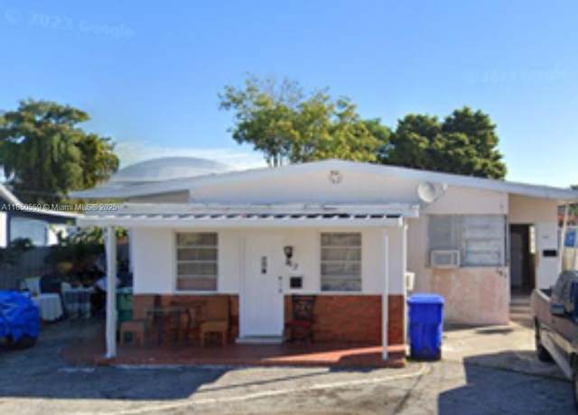 Property at 163 NW 18th Ct, Miami, FL 33125, 6 beds, 3 baths