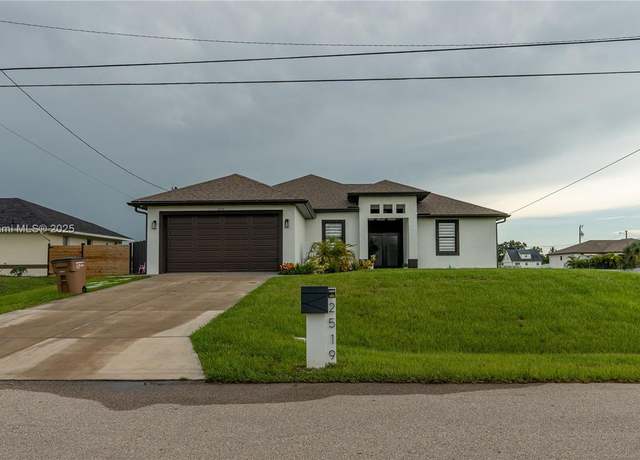 Property at 2519 43rd St SW, Lehigh Acres, FL 33976, 3 beds, 2 baths