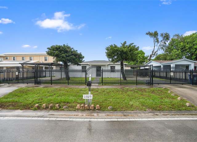 Property at 1025 Curtiss Dr, Opa Locka, FL 33054, 3 beds, 2 baths
