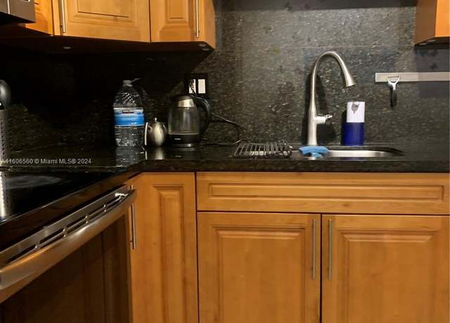 Property at 210 174th St #604, Sunny Isles Beach, FL 33160, 2 beds, 2 baths