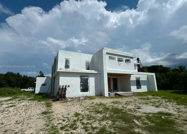 Property at 6190 SW 128th St, Pinecrest, FL 33156, 8 beds, 9.5 baths