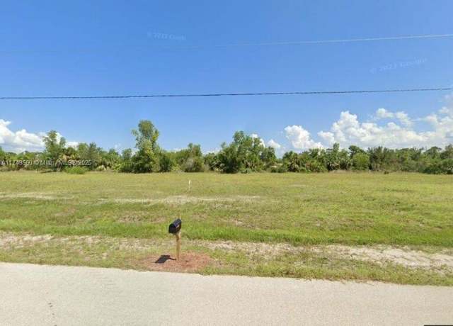 Property at 3813 NW 46th Ln, Cape Coral, FL 33993