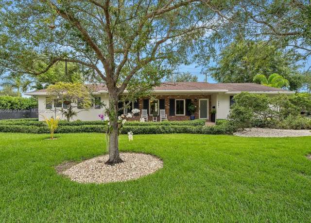 Property at 7841 SW 141st St, Palmetto Bay, FL 33158, 4 beds, 2.5 baths