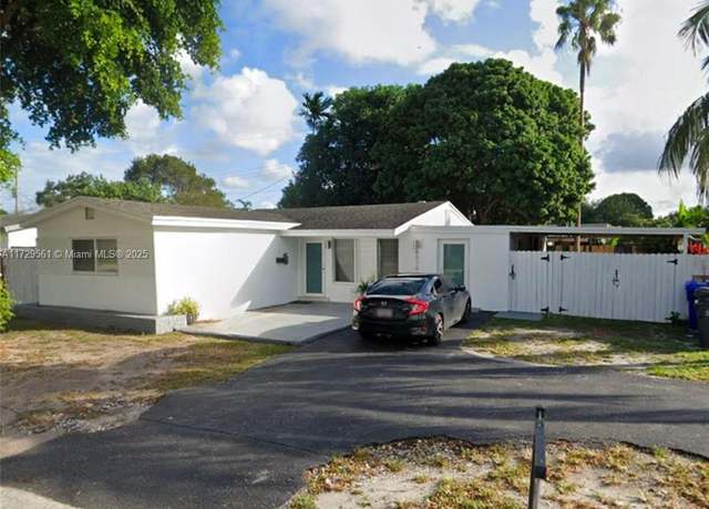 Property at 6570 Sheridan St, Hollywood, FL 33024, 5 beds, 4 baths