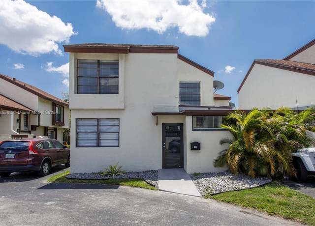 Property at 471 NW 98th Ct #471, Miami, FL 33172, 3 beds, 2 baths