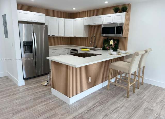 Property at 15201 NE 6th Ave Unit C210, Miami, FL 33162, 1 bed, 1.5 baths