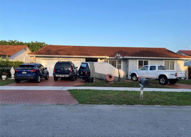 Property at 1900 SW 141st Ave, Miami, FL 33175, 3 beds, 2.5 baths