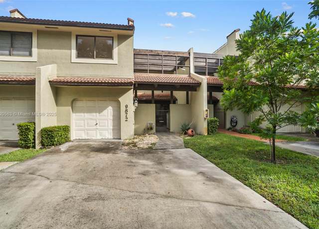 Property at 9872 Costa Del Sol Blvd Unit D-93, Doral, FL 33178, 3 beds, 2.5 baths