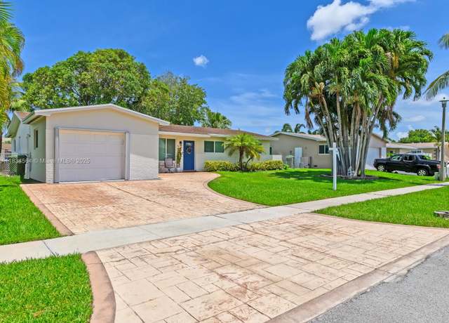 Property at 321 NW 93rd Ave, Pembroke Pines, FL 33024, 4 beds, 2 baths