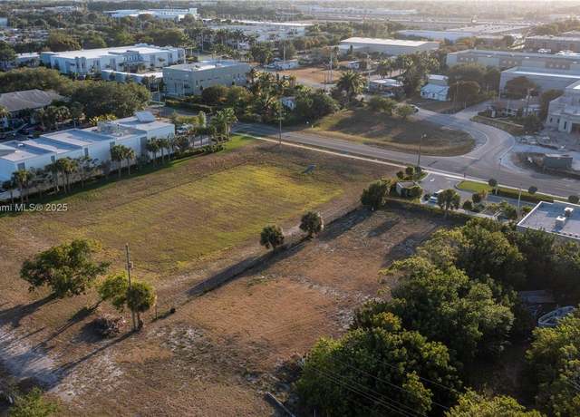 Property at 1022 SW 9th Ave, Delray Beach, FL 33444