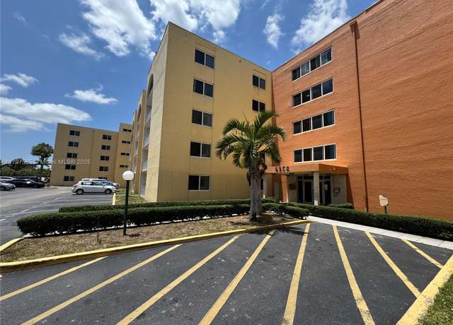 Property at 6970 NW 186th St Unit 3-406, Hialeah, FL 33015, 2 beds, 1.5 baths
