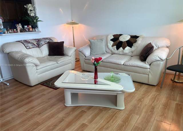 Property at 12 Westbury A #12, Deerfield Beach, FL 33442, 1 bed, 1 bath