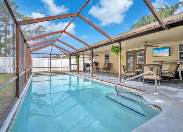Property at 5440 Benjamin Ave, Boynton Beach, FL 33472, 3 beds, 2 baths