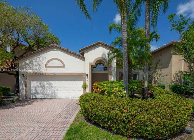Property at 1490 SW 159th Ave, Pembroke Pines, FL 33027, 3 beds, 2 baths