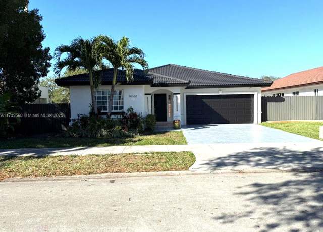 Property at 14368 NW 88th Ct, Miami Lakes, FL 33018, 3 beds, 2.5 baths